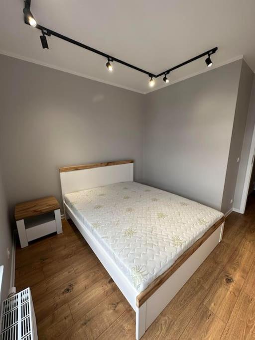 Апартаменты Project Comfort Lazurowa 15A/85 Blisko Jednostki Wat Warszawa Экстерьер фото